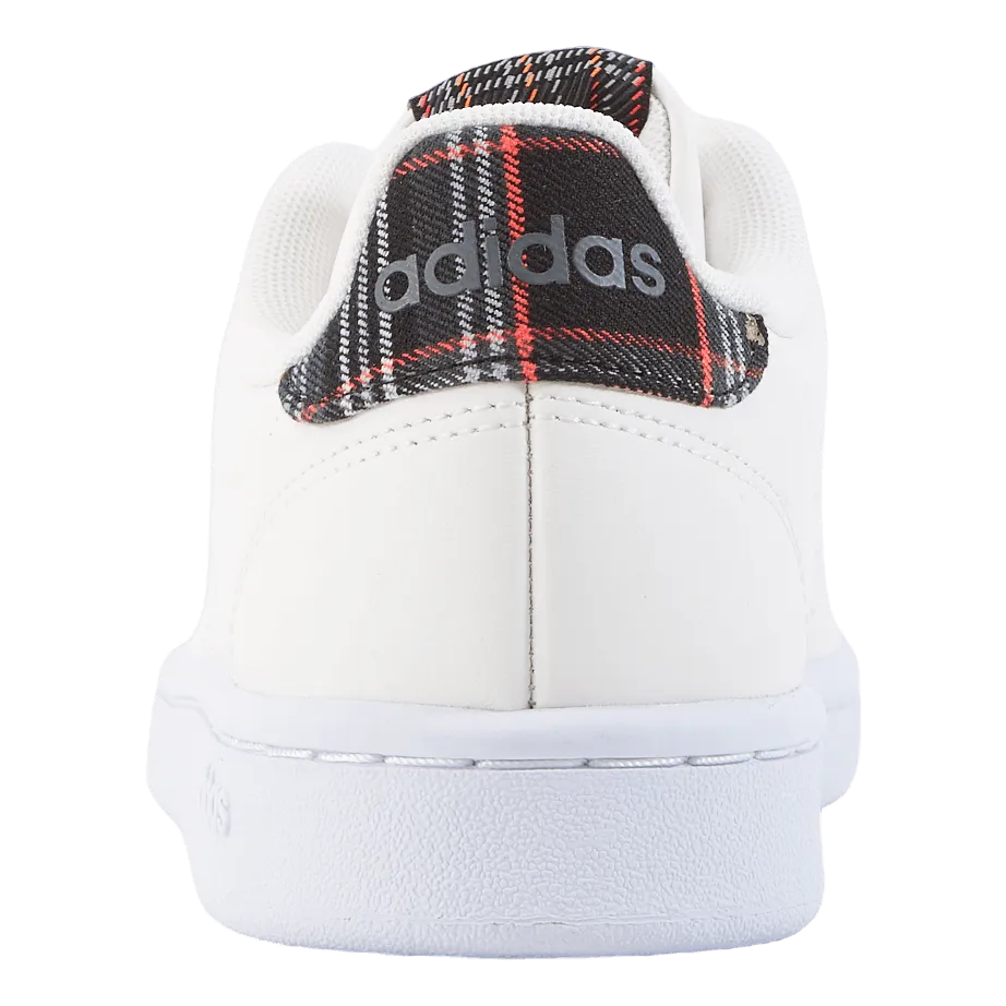 Advantage Shoes Chalk White / Grey Six / Grey Two