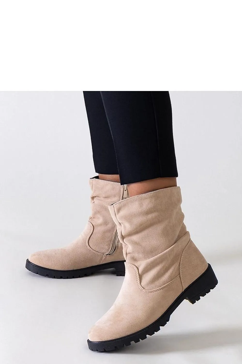Brown wrinkled ankle boots