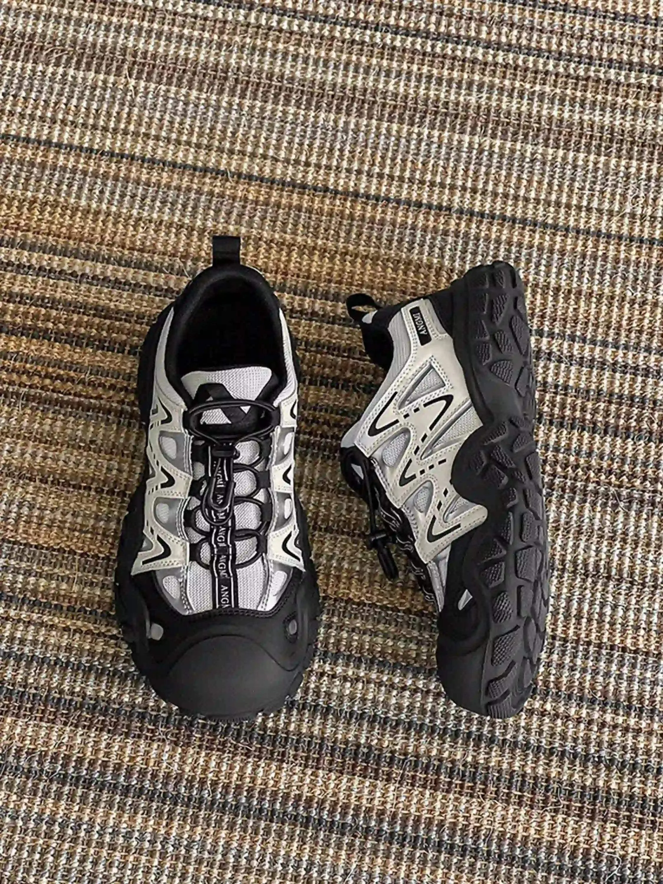 Disguisen Outdoor Breathable Big Head Non-Slip Dad Shoes