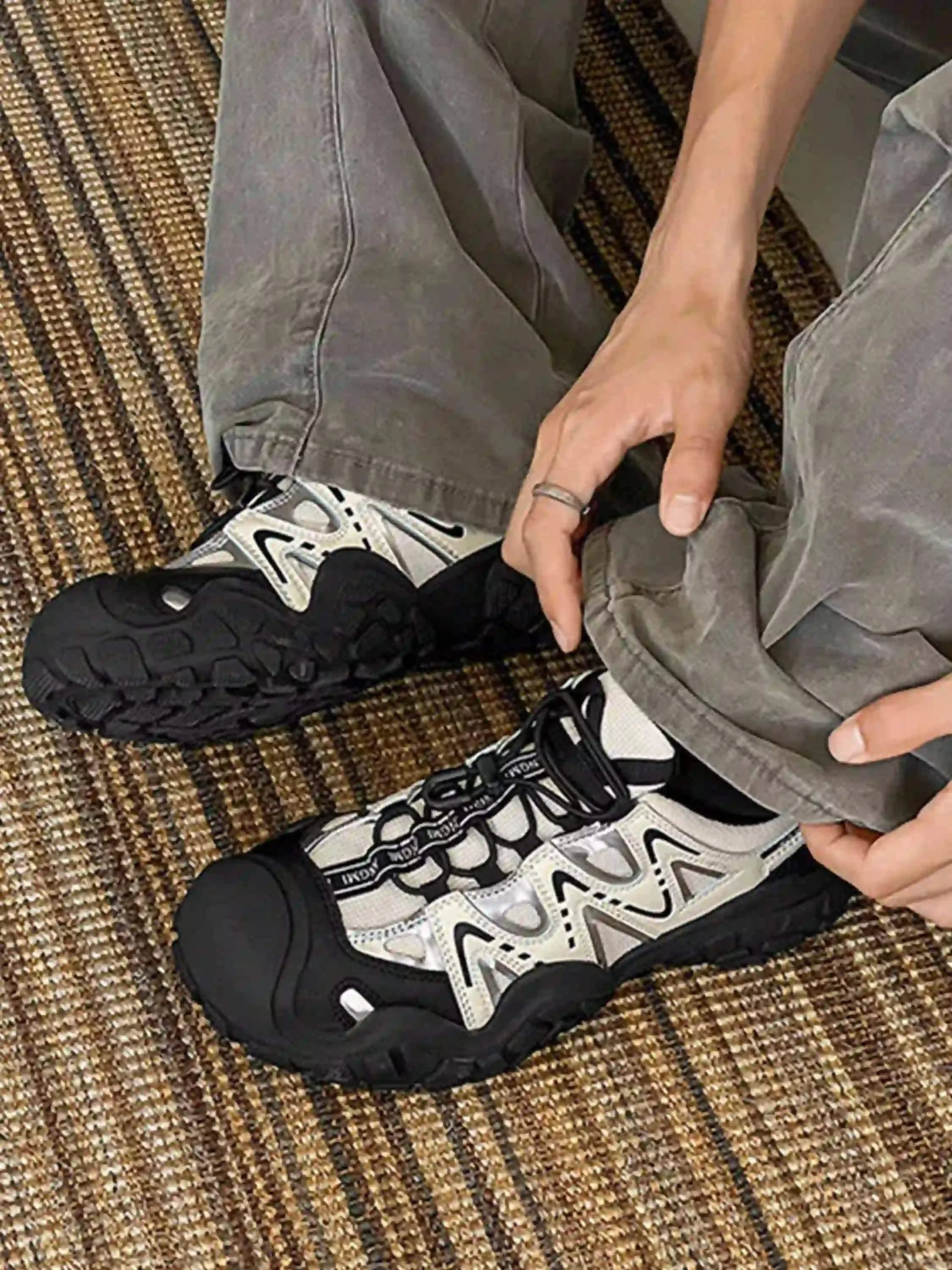 Disguisen Outdoor Breathable Big Head Non-Slip Dad Shoes