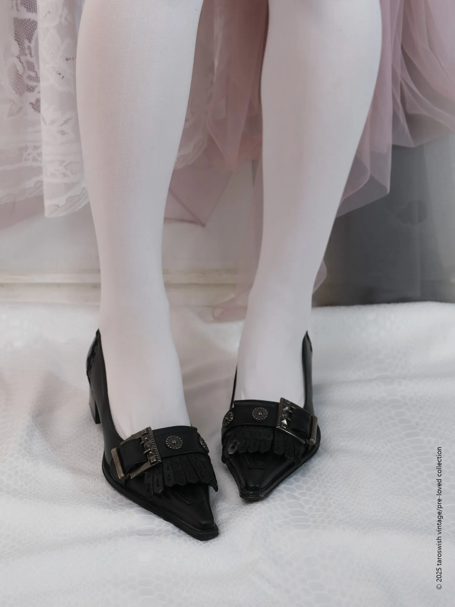   eu36 real leather pointed toe buckled heels