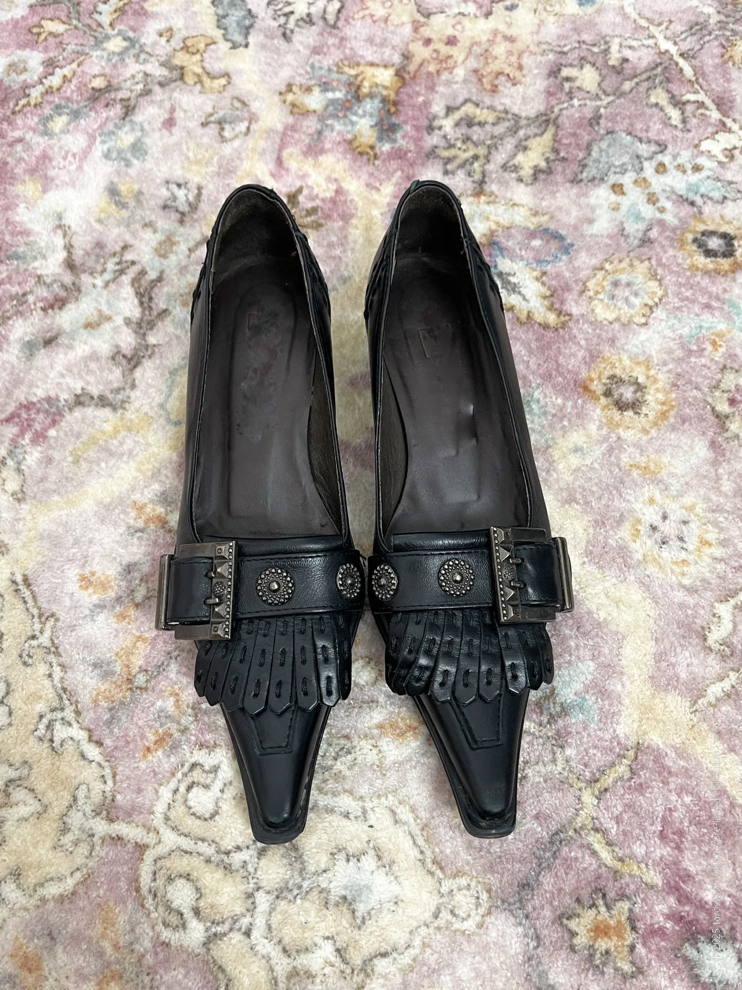   eu36 real leather pointed toe buckled heels
