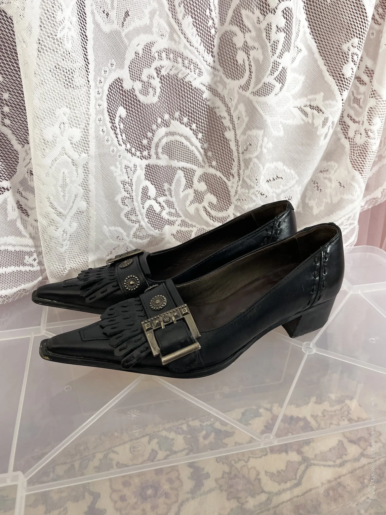   eu36 real leather pointed toe buckled heels