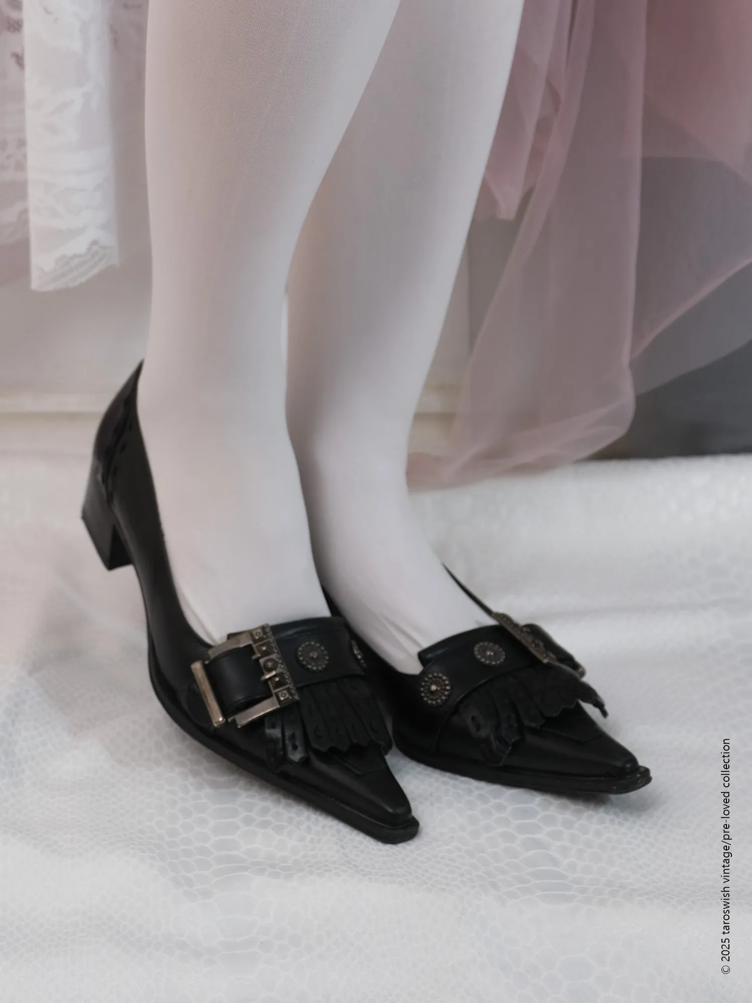   eu36 real leather pointed toe buckled heels