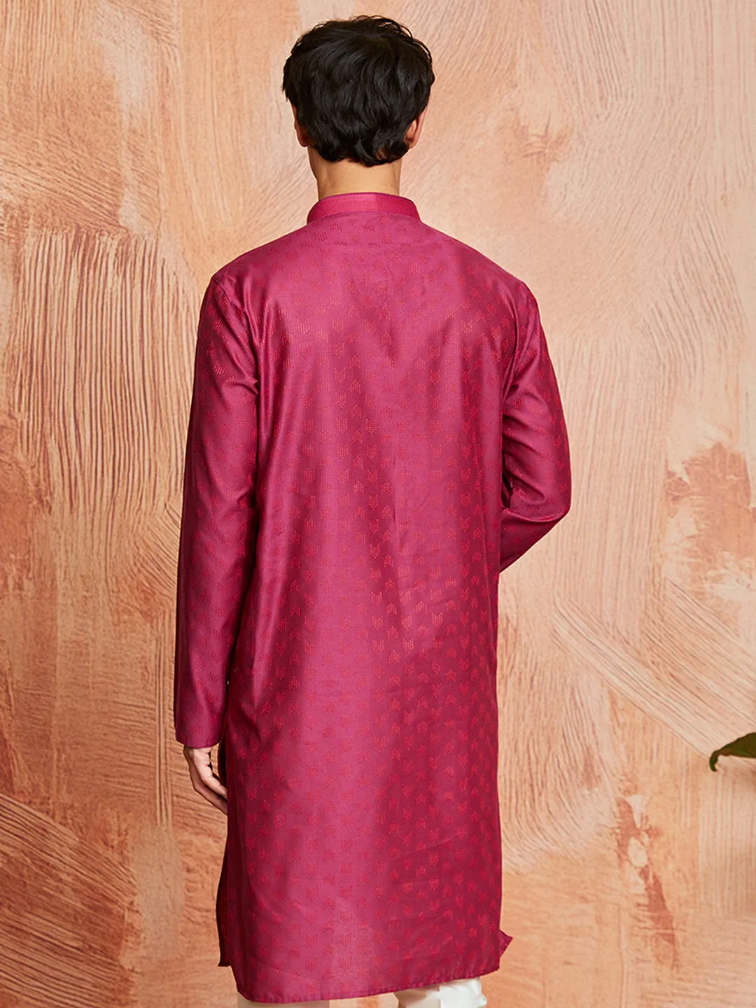 Men's Falsa Silk Blend Jacquard Kurta with Embroidered Collar