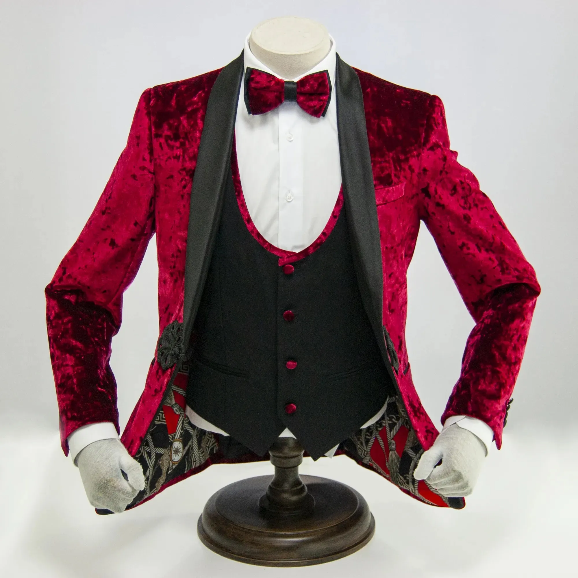 Red Velvet 3-Piece Slim-Fit Tuxedo with Frog Closure