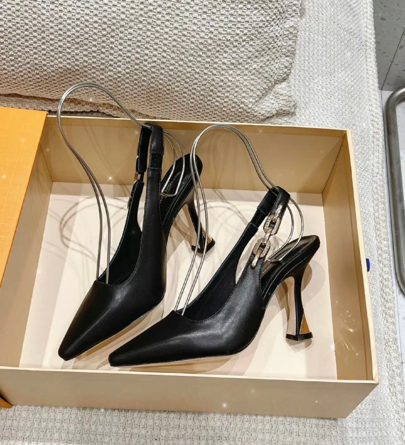SE1313 LB Sparkle Slingback Pump / Size4-10